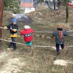 Opékání buřtů s MŠ u lesní správy 30.02.2009 12